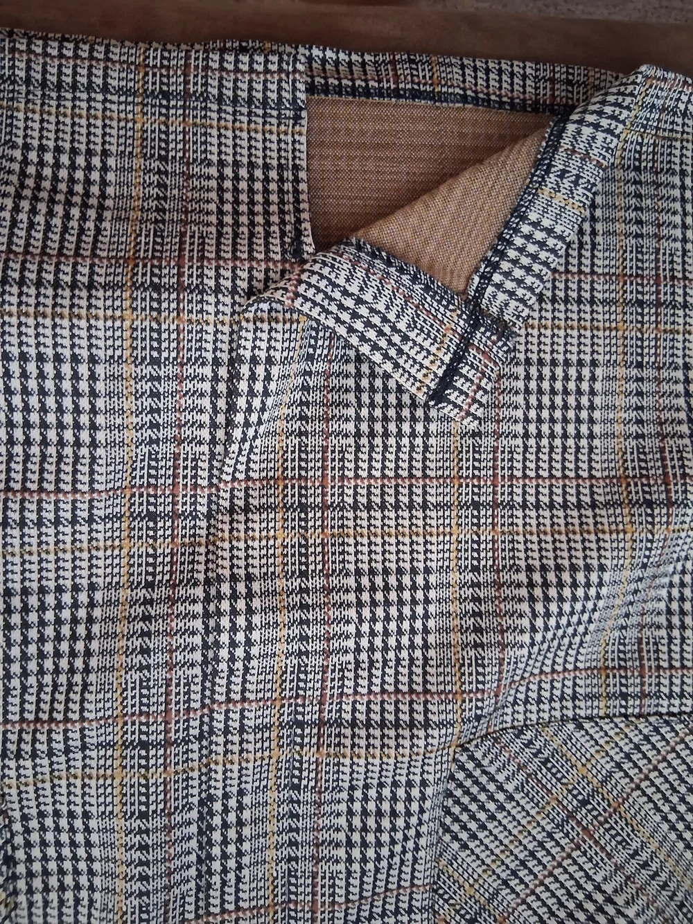 Women's Sz Lg Soho Apparel Plaid Pencil Skirt in Black, White & Tan - Picture 5 of 5